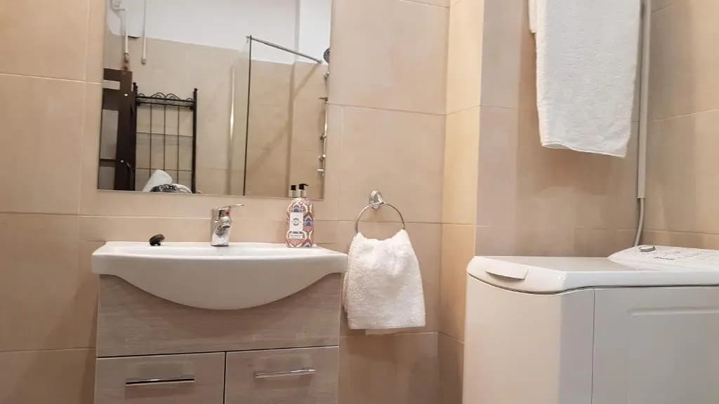 Palette Apartment Bamboo - Athens Center, 6 Bd, 3 Bath - photo 8