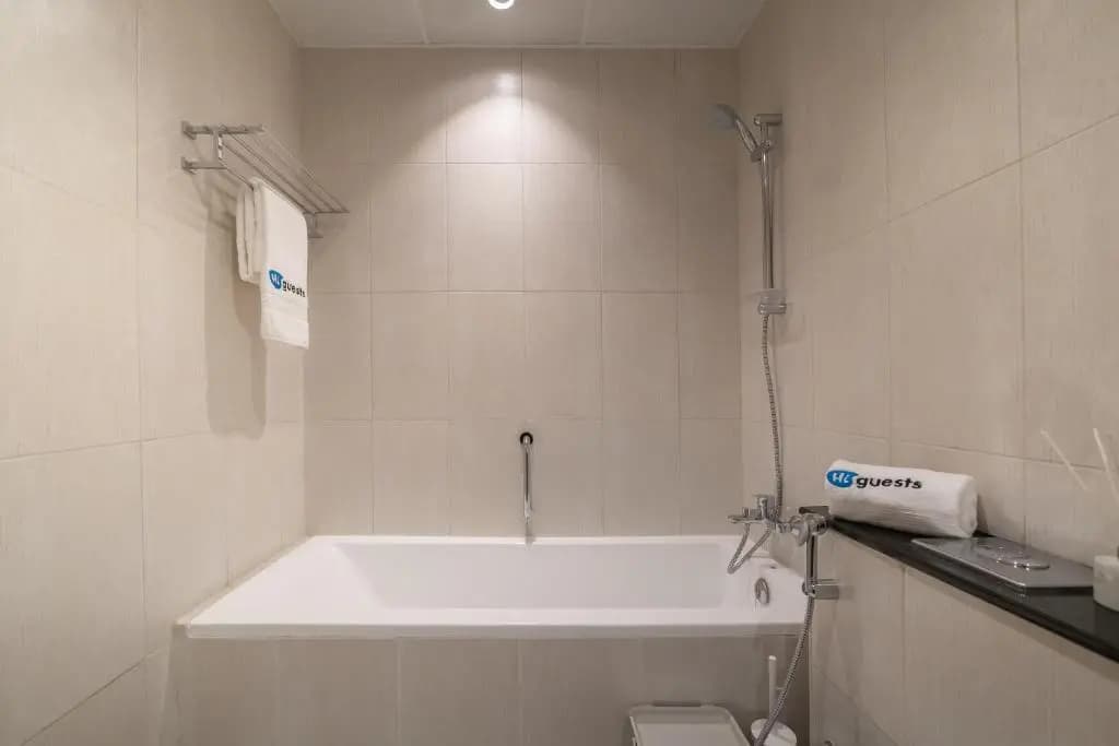 HiGuests - Elegant Studio with Pool and Private Balcony - photo 9