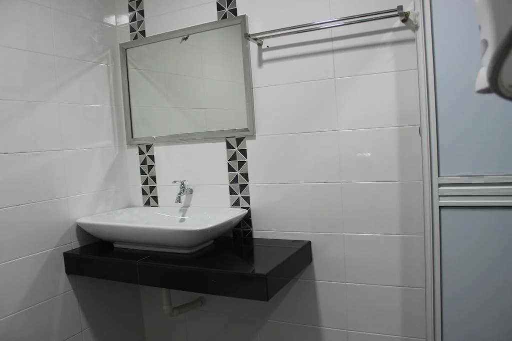 Inn Hotel - photo 14