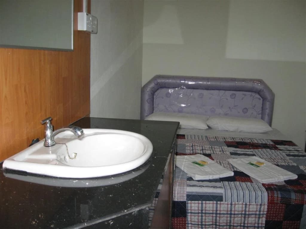 Tambunan Inn - photo 4