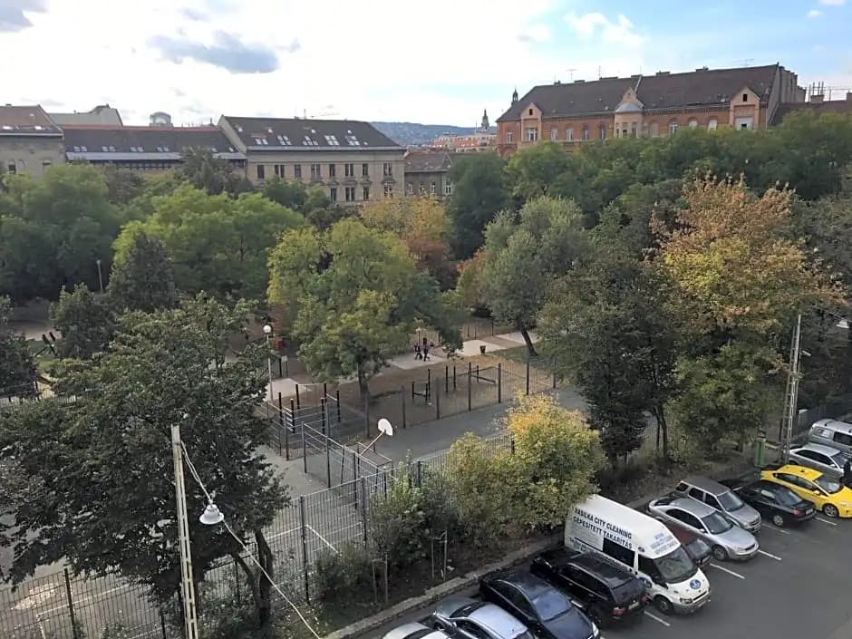 Real Apartments Klauzal - photo 11