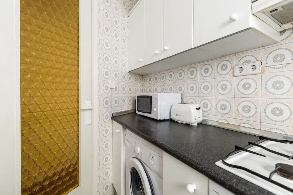 F02 Ultra Central 1 bedroom - photo 15