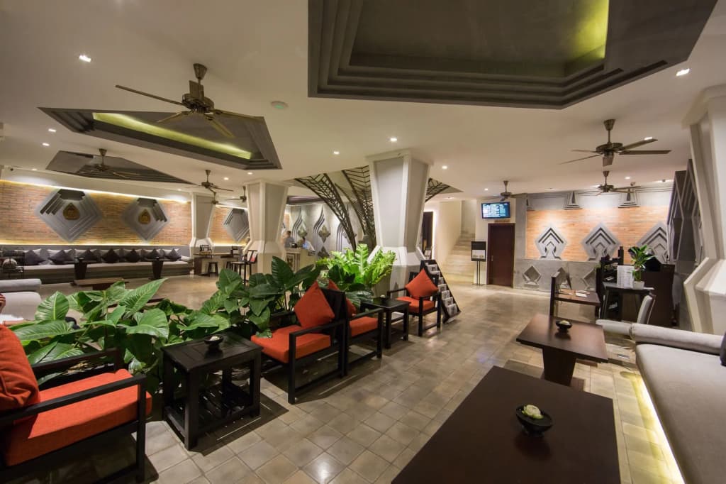 Central Suite Residence - photo 2