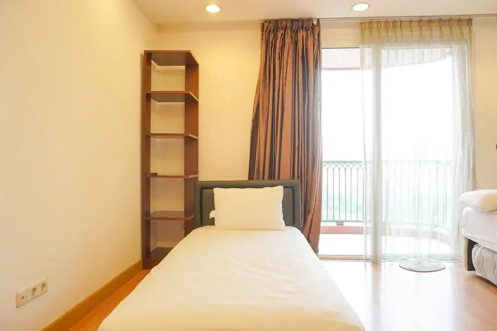 Spacious And Homey 2Br At Nuasa Hijau Pondok Indah Apartment - photo 3