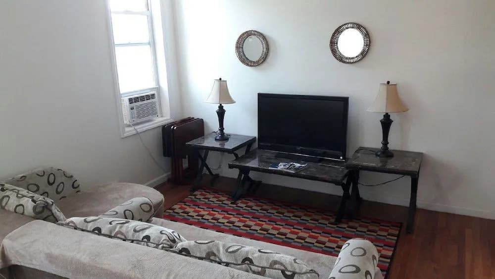 Rainbow Guesthouse - photo 5