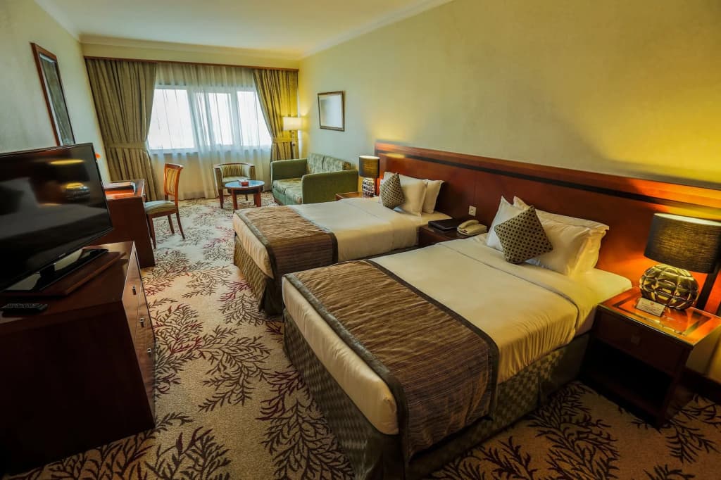 Ramee Royal Hotel - photo 9
