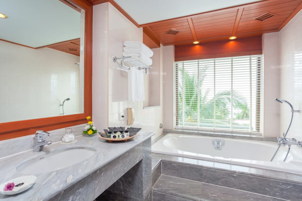 Diamond Cliff Resort & Spa, Patong Beach - photo 30