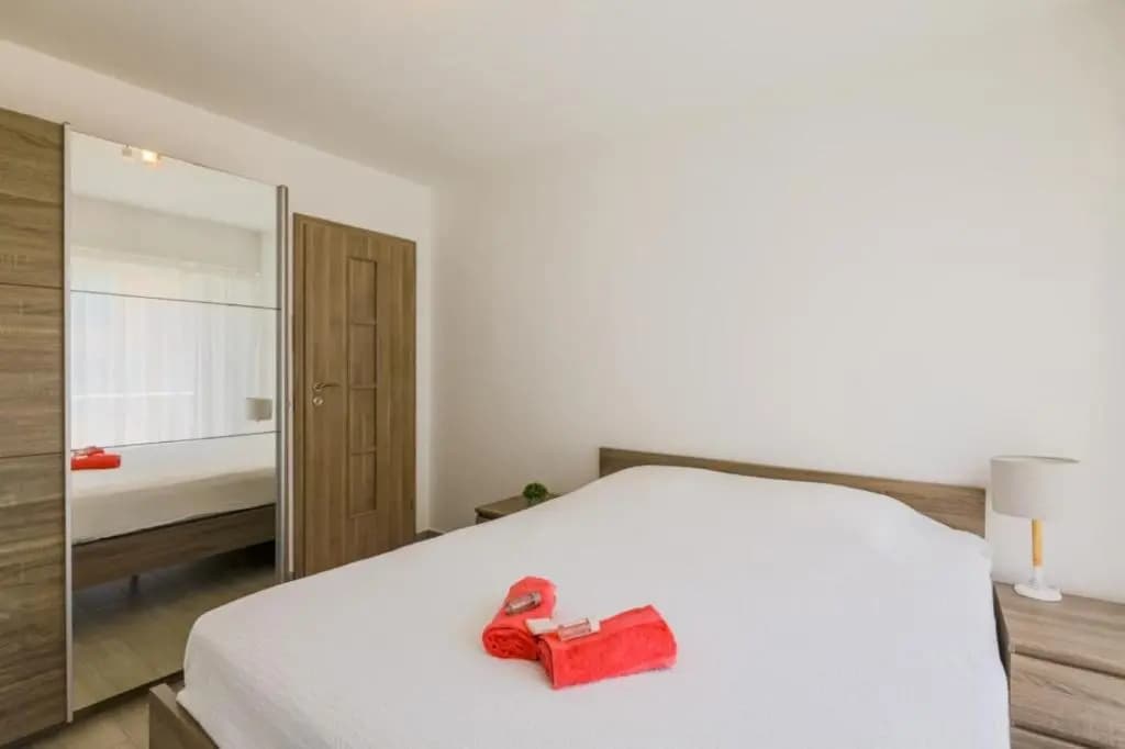 SUEDE 2 AP4208 By Riviera Holiday Homes - photo 4