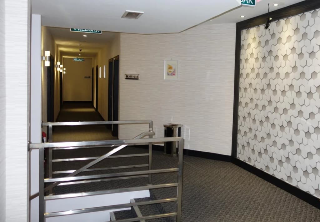 One Avenue Hotel - photo 12