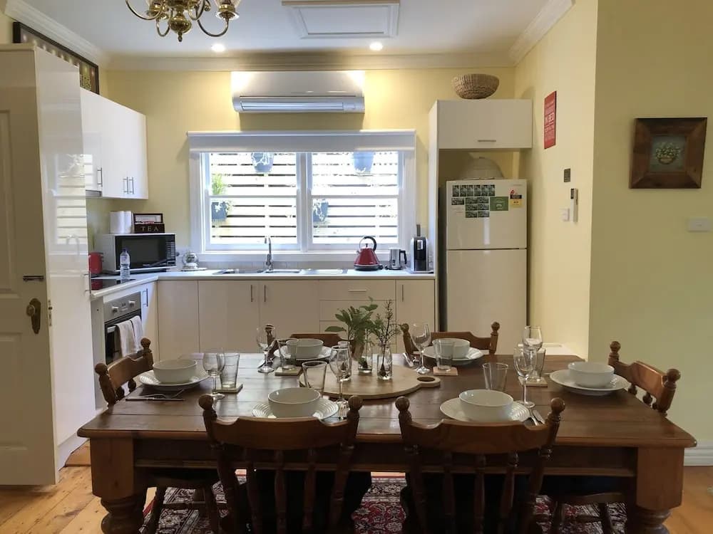 Brentwood Cottage - photo 16