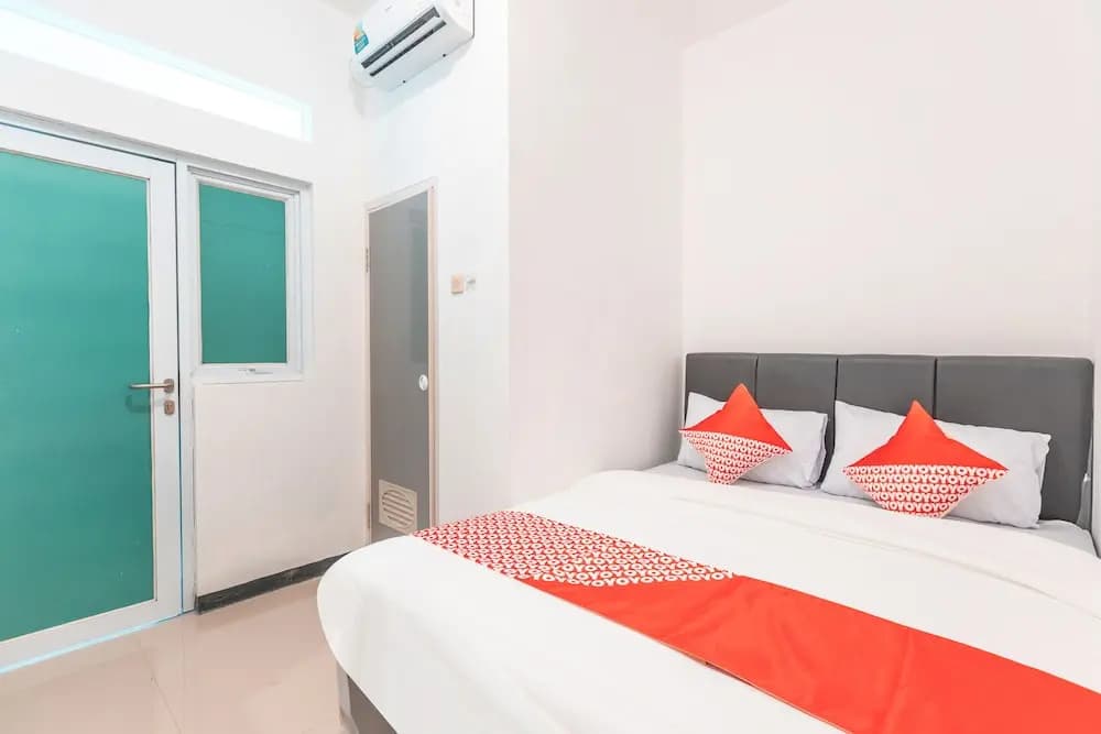 J&b Room Utan Kayu by OYO Rooms - photo 2