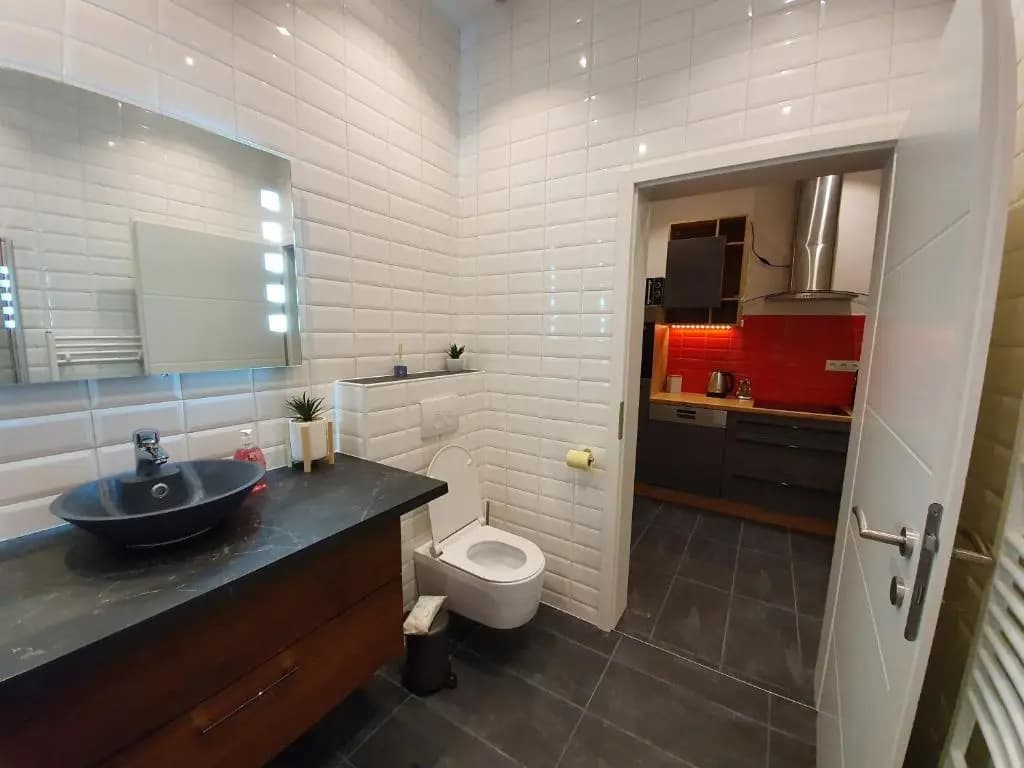 Frisch renovierte Wohnung mit einer Klimaanlage - Design Apartment Favoritenstraße 147 - photo 9