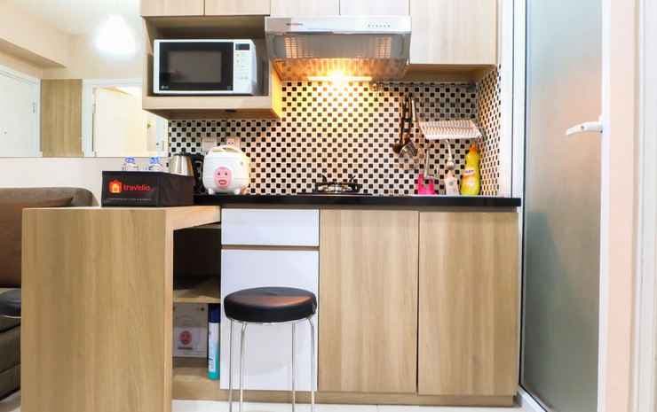 Cozy 2BR Green Pramuka Apartment By Travelio - photo 7