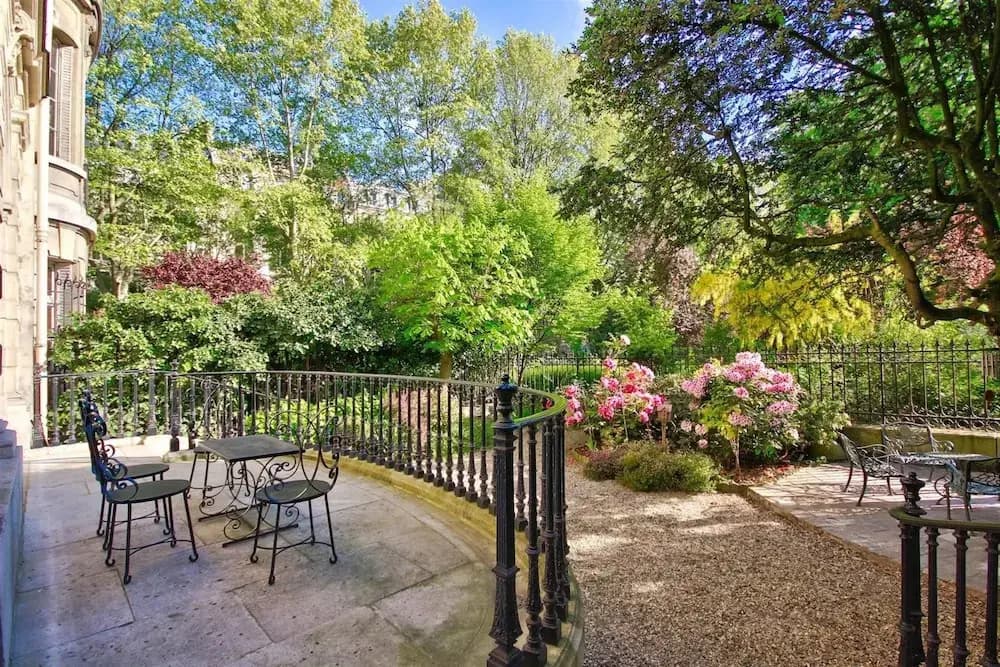 Luxury apartment - garden access Monceau - photo 9