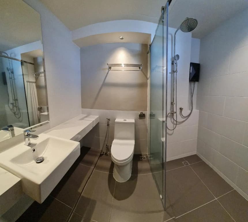 The Neuf Ratchada - photo 5