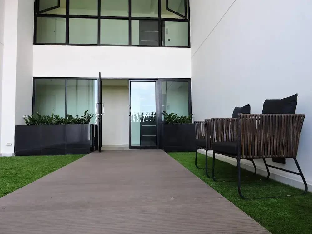 Luxury Corner Room - photo 13