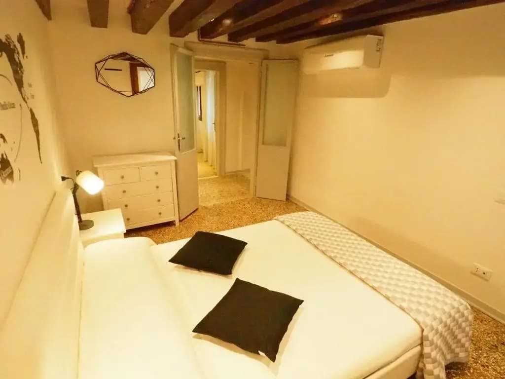 Goodwind Venice Apartments - main photo
