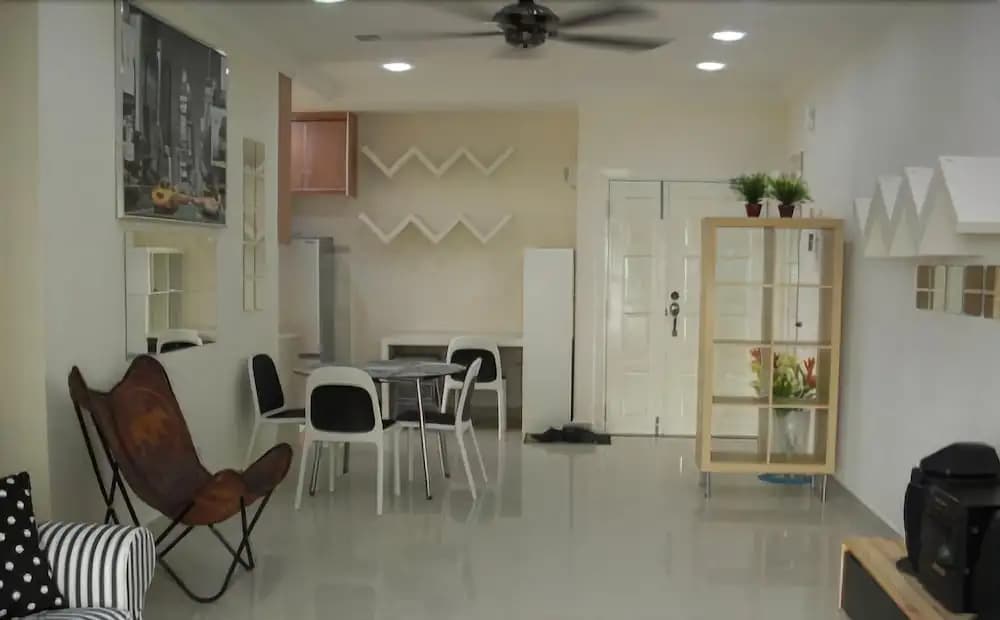 8 O Clock Lodge Condo Bandar Utama - photo 19