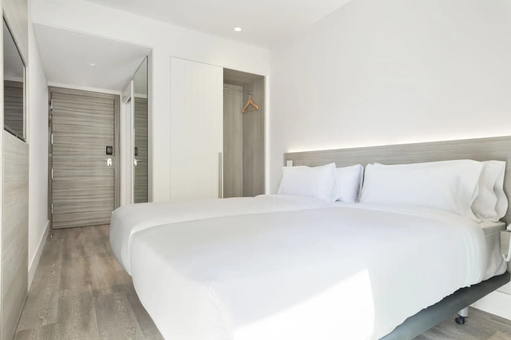 Hotel Niu Barcelona - photo 3