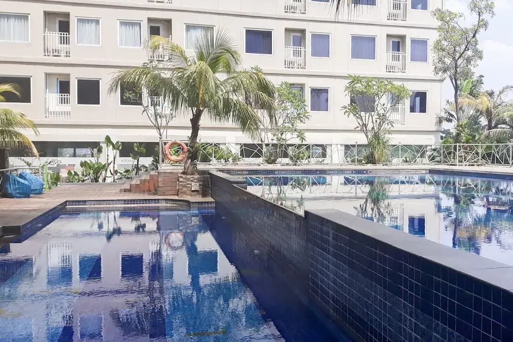 Comfortable And Homey Studio At Titanium Square Apartment - photo 12