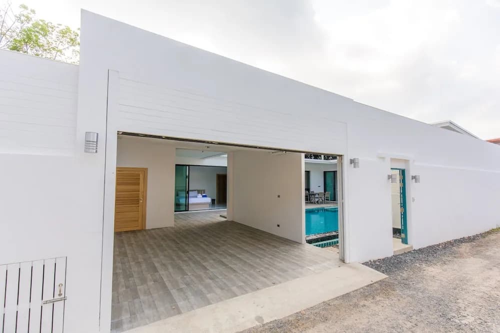 Skypool Villa - main photo