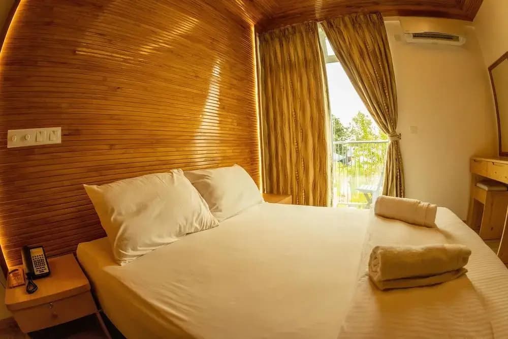 Perla Dhangethi Hotel - photo 20