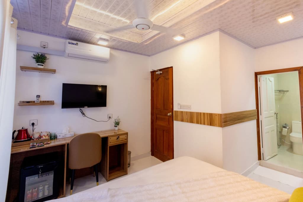Batuta Maldives Fourson Guest house - photo 33