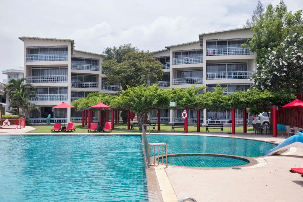 Chom View Hotel - photo 4