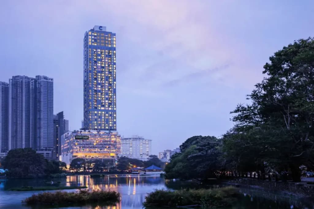 Courtyard by Marriott Colombo Hotel - photo 5