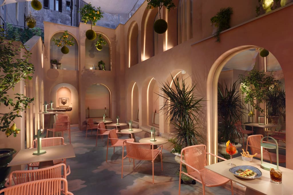 Leon's Place Hotel - photo 37