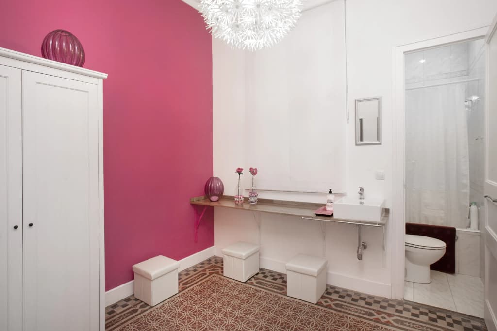 Jardinets Guest House - photo 14