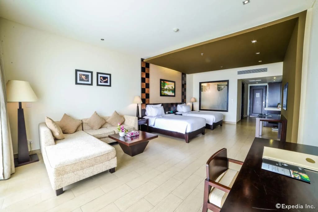 Olalani Resort Hotel And Condotel - photo 18