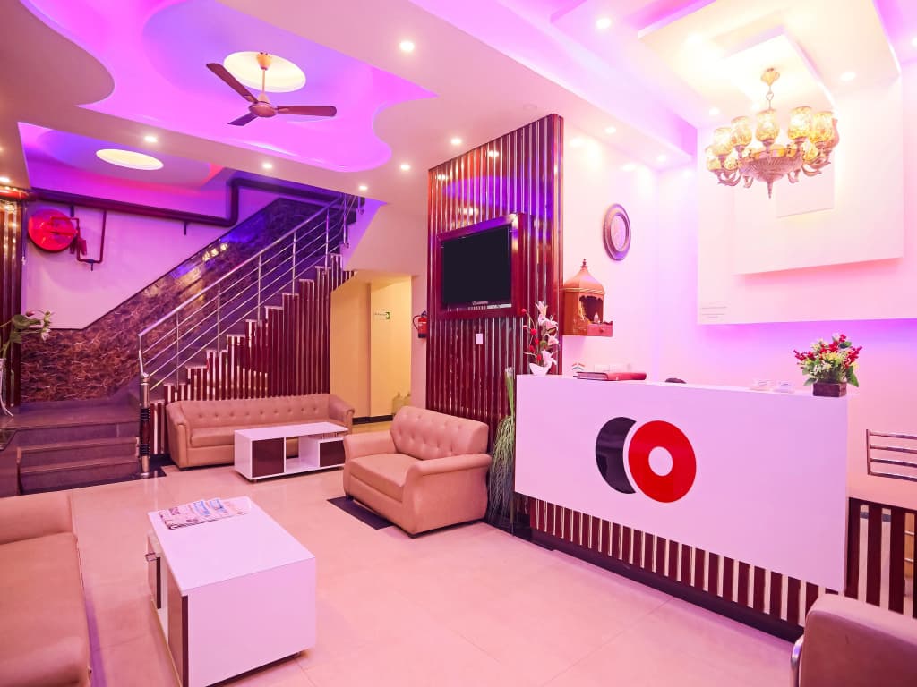 Luxury Stay Hotel - photo 3