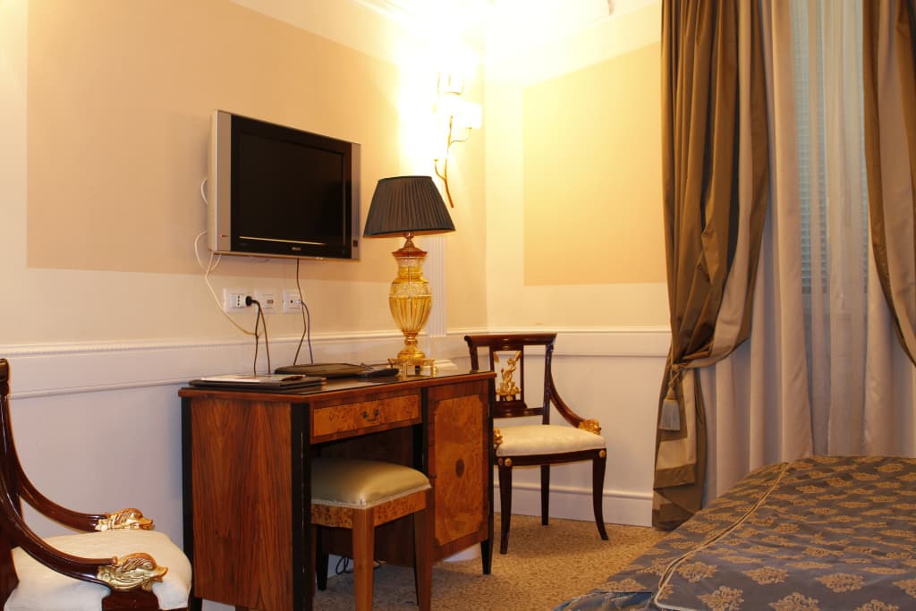 Boutique Hotel Trevi - photo 5
