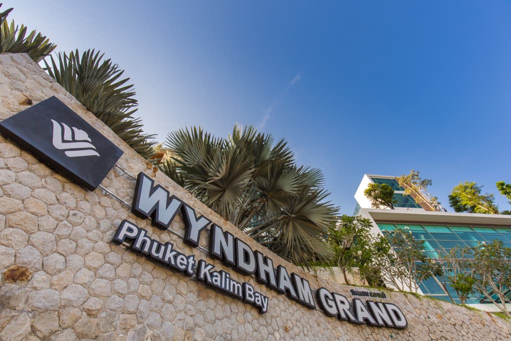 Wyndham Grand Phuket Kalim Bay Hotel - photo 4