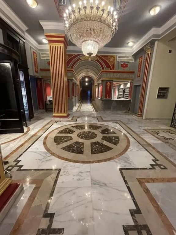Cosmopolitan Hotel - photo 9