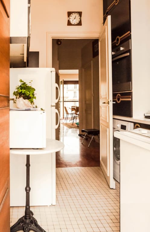 Charming Parisian Apartment Near The Eiffel Tower Apartments - photo 8