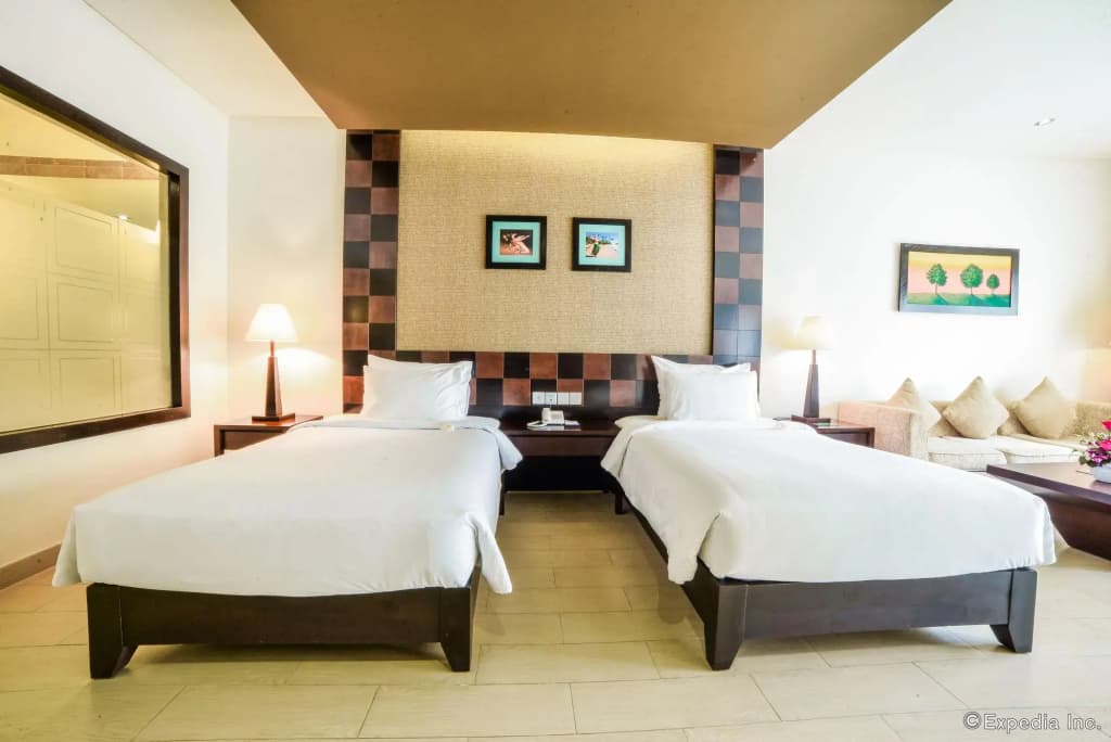 Olalani Resort Hotel And Condotel - photo 38