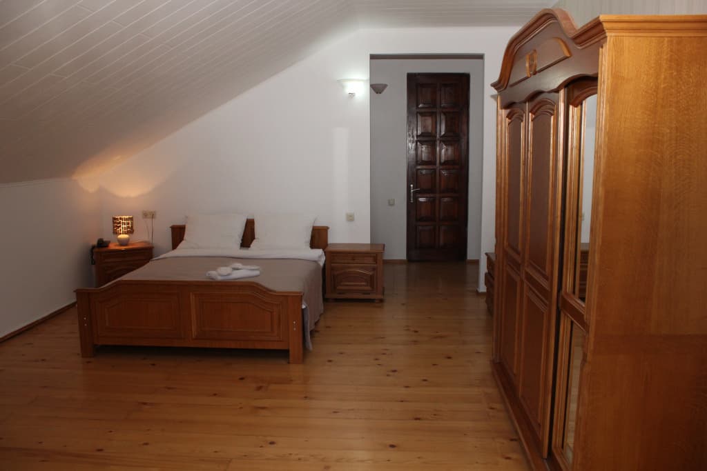 Vera House Guesthouse - photo 14