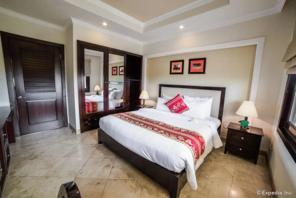 Olalani Resort Hotel And Condotel - photo 9