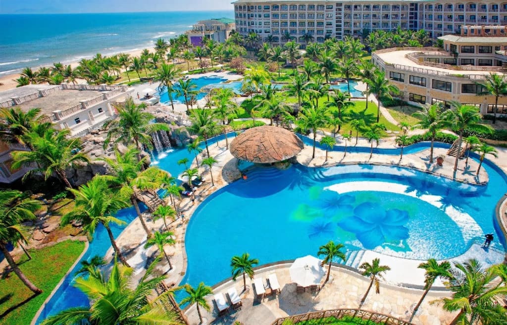 Olalani Resort Hotel And Condotel - main photo