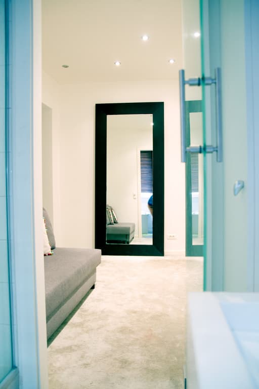 Near Champs Elysees Apartments - photo 11