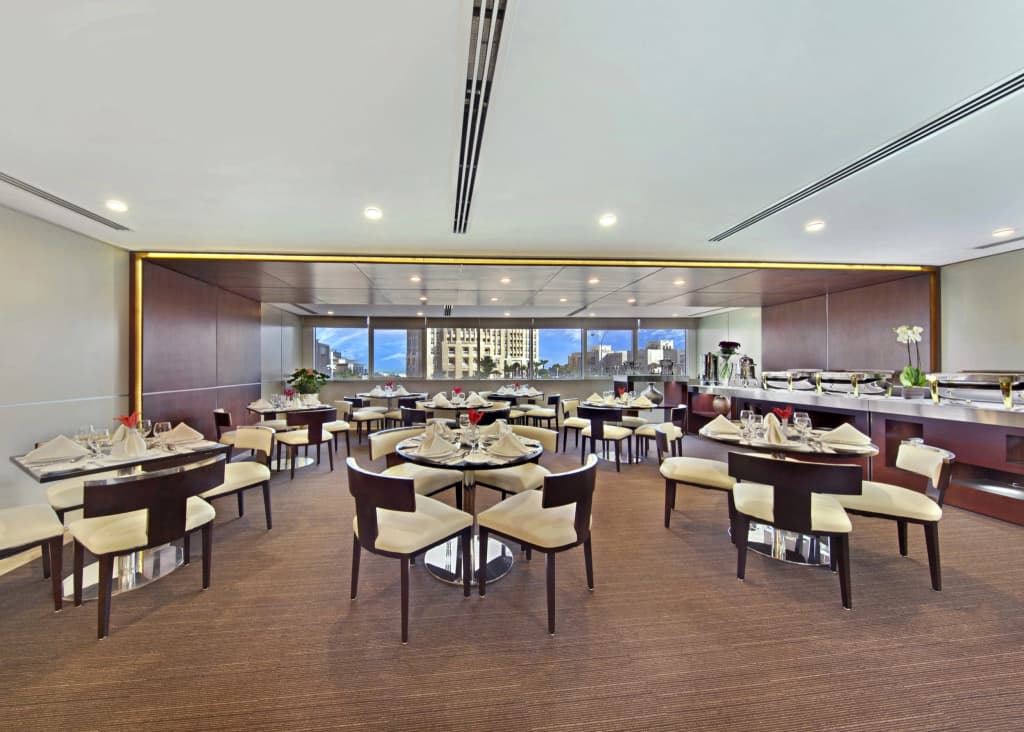 The Curve Hotel - photo 17