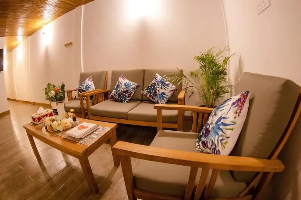 Perla Dhangethi Hotel - photo 5