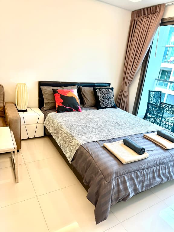 Club Royal Wongamat Apartments - photo 13
