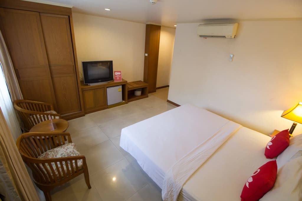 ZEN Rooms Petchburi 11 Pratunam Hotel - photo 3