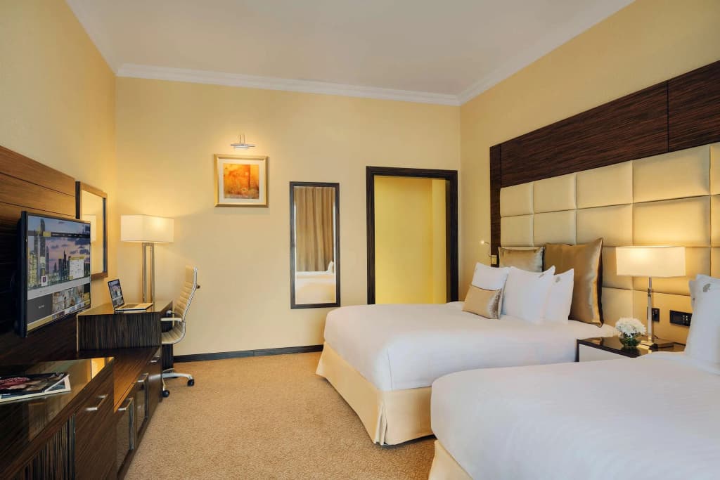 Jannah Burj Al Sarab Hotel - photo 10