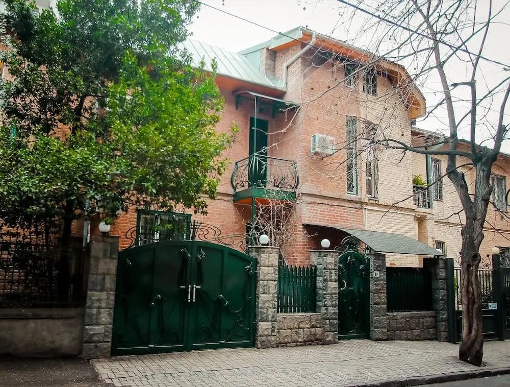 Toma's House Hotel - photo 8