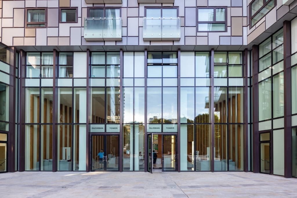 Lincoln Plaza Apartments - photo 17