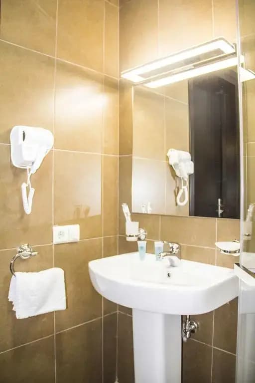 Dcorner Hotel - photo 16